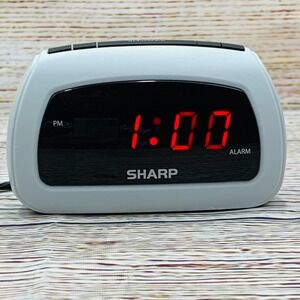 Sharp Digital Alarm Clock Red‎ LED Display Snooze Feature SPC085